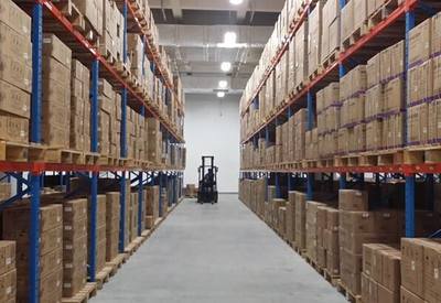 高效協(xié)同 現(xiàn)代倉儲與運輸?shù)恼现? />
</span>
<span id=